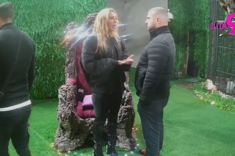 Ljubav i rat Aneli i Asmina