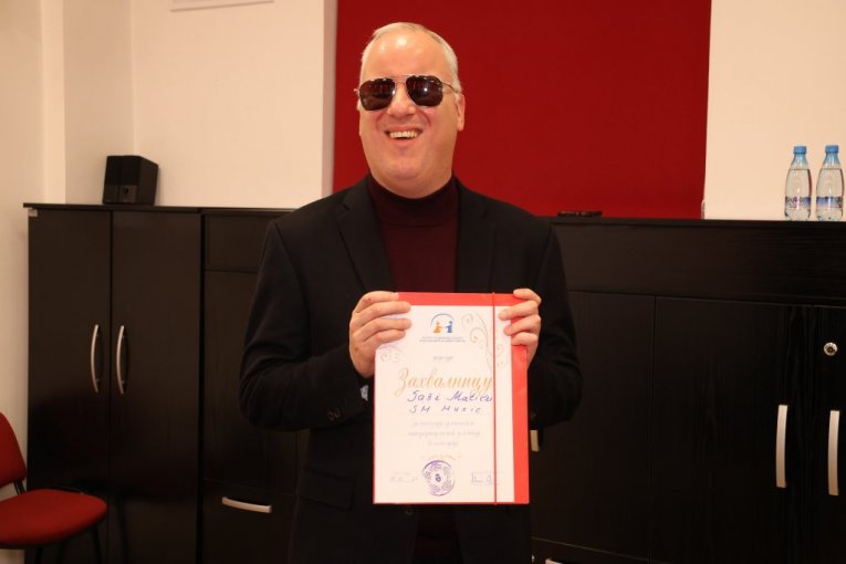 Saša Matić pomogao bolnici