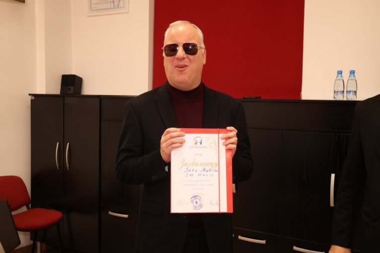 Saša Matić pomogao bolnici