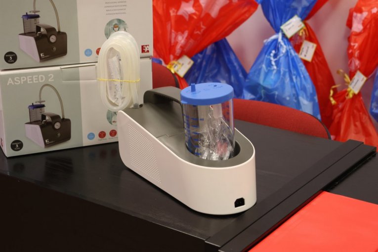 Saša Matić pomogao bolnici