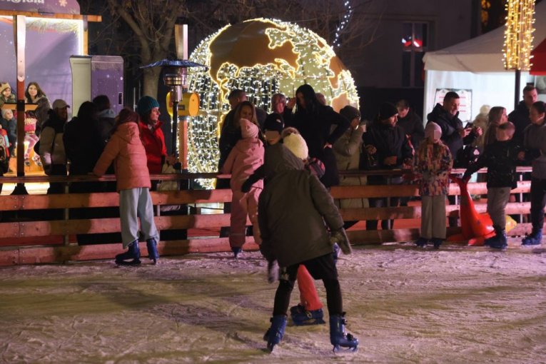 Zemunska bajka - Prvi veliki praznični festival u Zemunu