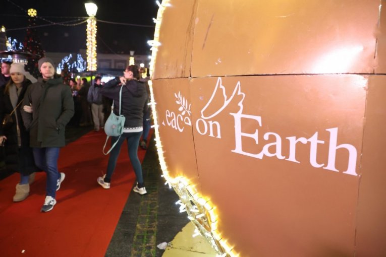 Zemunska bajka - Prvi veliki praznični festival u Zemunu