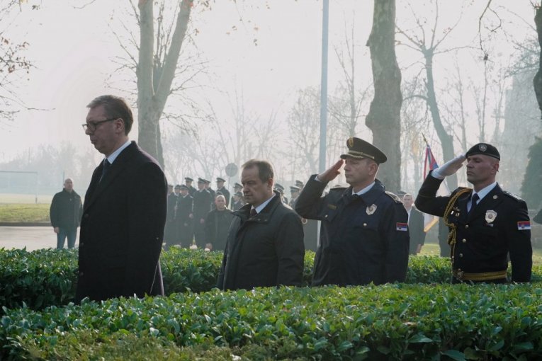 Predsednik Aleksandar Vučić Batajnica SAJ