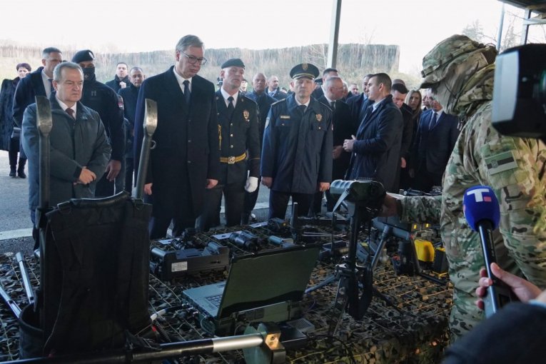 Predsednik Aleksandar Vučić Batajnica SAJ