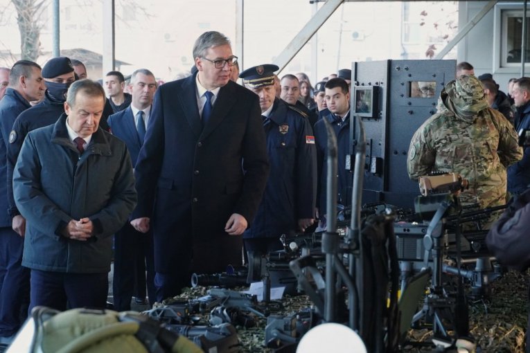 Predsednik Aleksandar Vučić Batajnica SAJ