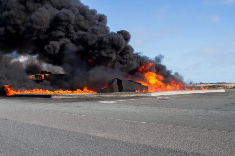 STRATEŠKI UDAR NA IRAN! Izrael UNIŠTIO avion pokojnog ajatolaha Ali Hamneija!
