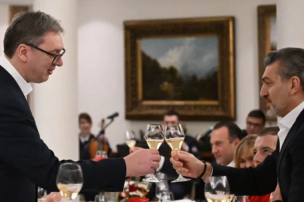 VUČIĆ NA SVEČANOJ VEČERI SA KAVELAŠVILIJEM: "Prilika da otvorimo teme koje prevazilaze politiku - od najboljih vina do strasti prema fudbalu!"