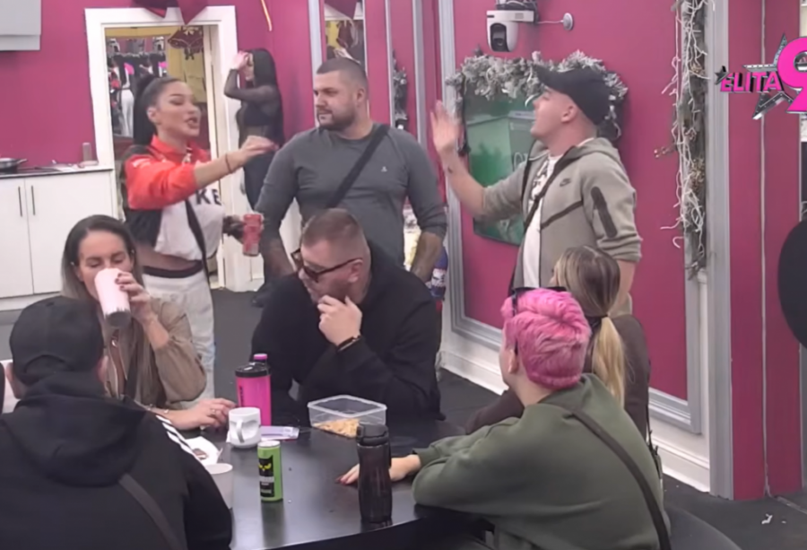 MAJA MARINKOVIĆ IZUDARALA TAKMIČARA "ELITE", PRODUKCIJA HITNO SAOPŠTILA ODLUKU: Veliki šef reagovao zbog zverskog okršaja!