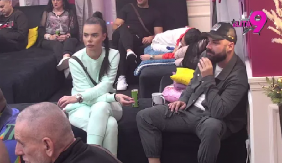 FILIP ĐUKIĆ PODIVLJAO ZBOG PUŠTENOG KLIPA: Hitno zaustavljen program na Pinku, Anita i Luka doživeli transfer blama!