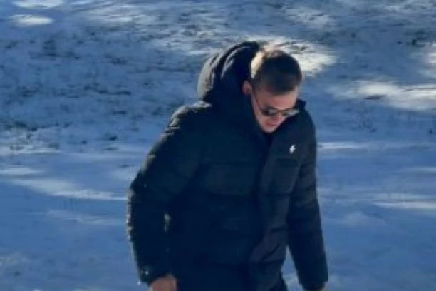 REPUBLIKA SAZNAJE! HAOS NA VRAČARU! Zapaljen lokal poznatog biznismena! (FOTO)