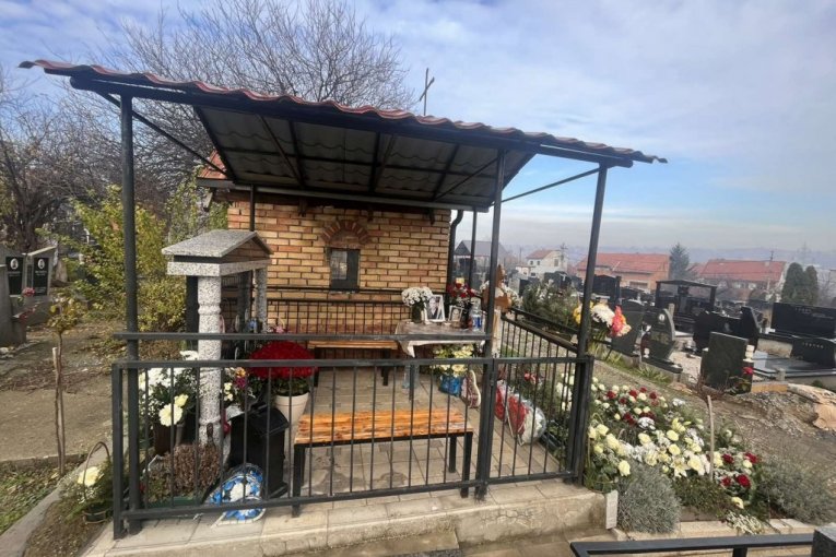 Shutterstock/imorarash, Republika, Društvene mreže