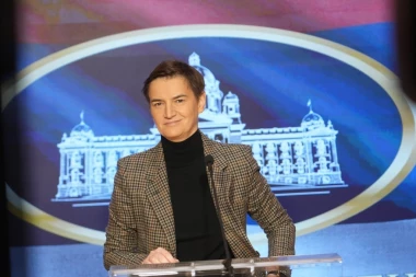 SASTANAK SA JEDNIM OD 5 NAJMOĆNIJIH LJUDI SVETA! Ana Brnabić o istorijskoj poseti Vučića UAE: "Ovo je od presudnog značaja za Srbiju!"