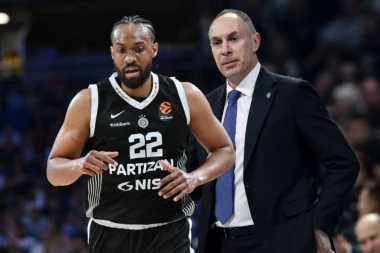 BRUKA I SRAMOTA: Džabari Parker i Mirko Ocokoljić se sukobili u svlačionici!