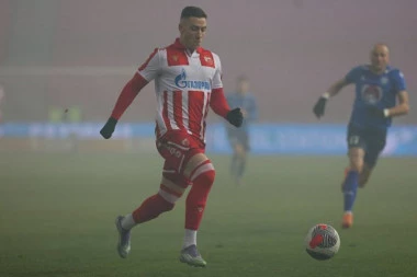 POKER NA MAGLOVITOJ MARAKANI: Zvezda rutinirala Lučance za kraj jeseni!