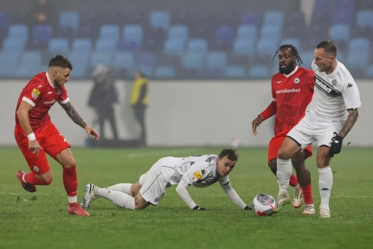 IMT MNOGO OPASNIJI! Partizan ne pronalazi svoju igru!