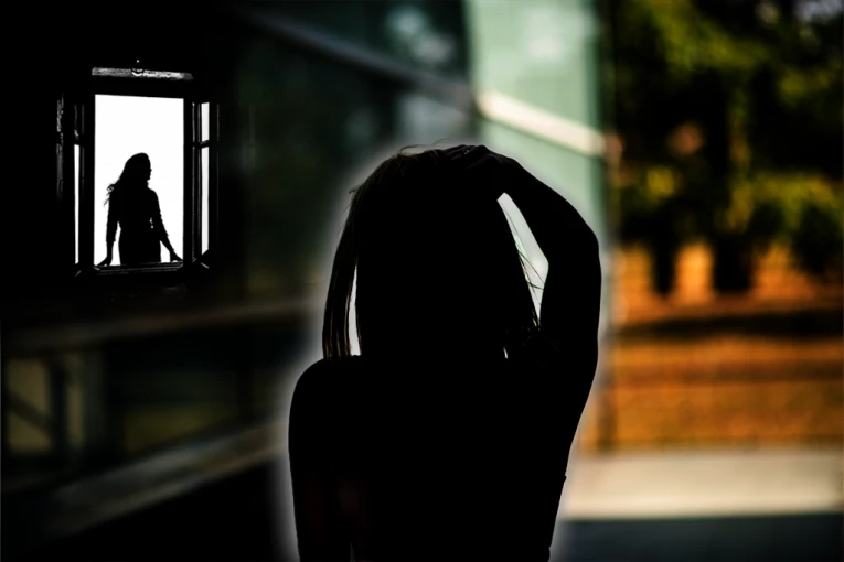 SKANDAL! Glumica proganjala čuvenu pevačicu - danima joj kampovala ispred kuće, a onda je usledio ŠOK! (VIDEO)