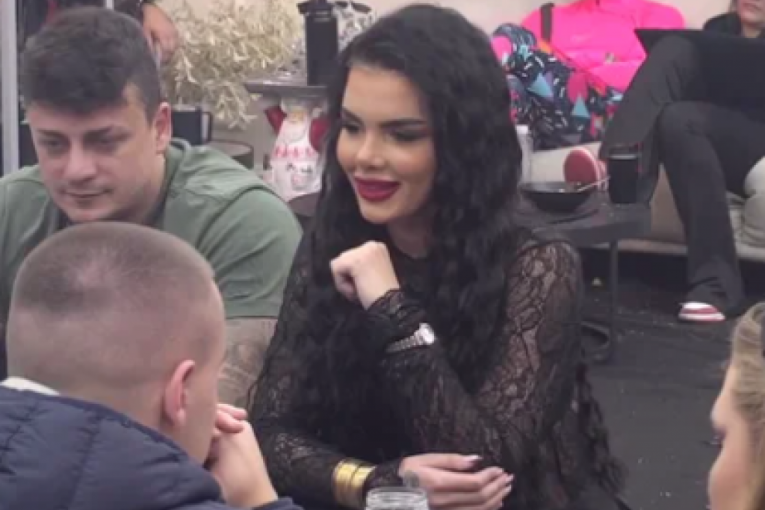 Anita Stanojlović Elita 9