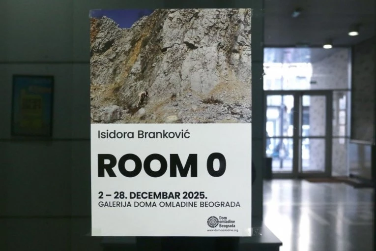 KULTURA U BEOGRADU PONOVO POMERA GRANICE! Izložba "ROOM 0" Isidore Branković u Domu omladine! TELO KAO POLJE ANALIZE! (FOTO, VIDEO)