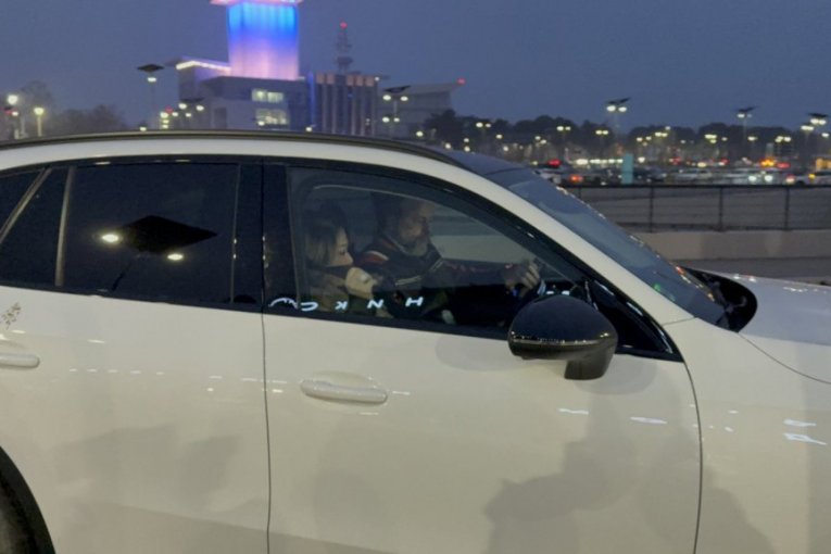 Neda Ukraden na aerodromu