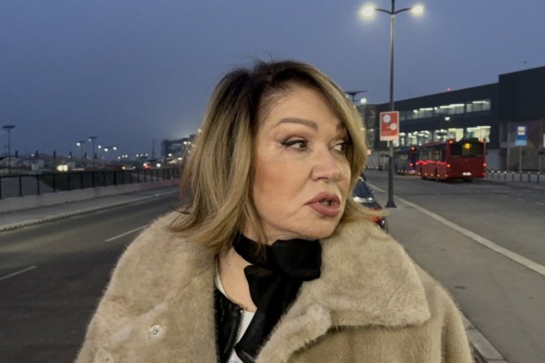 Neda Ukraden na aerodromu