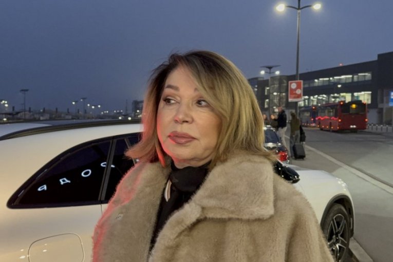 Neda Ukraden na aerodromu