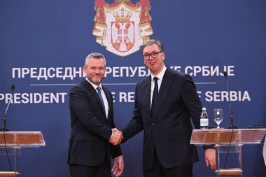 VUČIĆ I PELEGRINI DANAS U BAČKOM PETROVCU: Posle sastanka sa predstavnicima slovačke nacionalne manjine, predsednici Srbije i Slovačke obraćaju se naciji