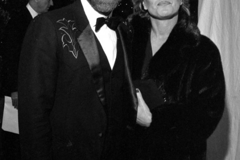 Čak Noris s prvom ženom