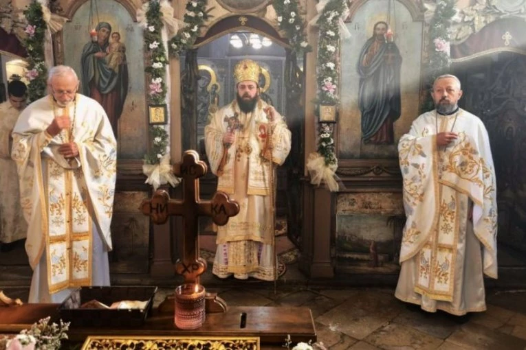 TRI VEKA POD KRSTOM OPSTANKA U SRCU BARANJE: Obeležen veliki jubilej srpske svetinje u Hrvatskoj