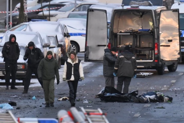 OTKRIVENO KO JE POLICAJCE DIGAO U VAZDUH: Muškarac uhapšen, evo šta je uradio na ulici