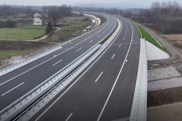 MORAVSKA LEPOTICA ČEKA PRVE VOZAČE: U četvrtak OTVARANJE najmodernijeg auto-puta