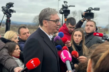 SRBIJA NASTAVLJA DA SE GRADI! Vučić: U planu izgradnja puta Raška - Novi Pazar, kao i Raška - Jarinje od 13 km