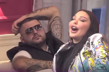 ŠOK-BOMBA UŽIVO NA PINKU, MAJA OBRNULA IGRICU SA ASMINOM: Stanija će doživeti nervni slom zbog ovog snimka!