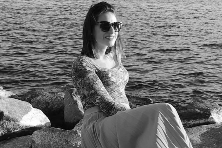 IZNENADNA SMRT SRPSKE DOKTORKE KOJOJ SE DIVIO FORBS! Mlada Jovana je bila među najmoćnijim ženama Holandije, a sada je čitav svet zavijen u crno!