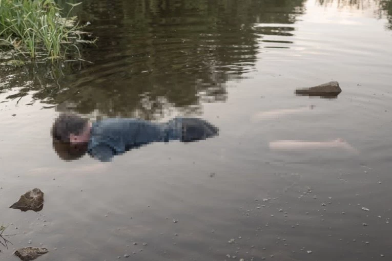 PRONAĐENO UMOTANO TELO U RECI: Misteriozno UBISTVO u Crnoj Gori - meštanin zatekao jeziv prizor!