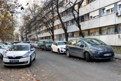 MALOLETNICA IZBOLA MLADIĆA (22)! Užas u Šidu, devojčica pokušala da povredi i sebe!