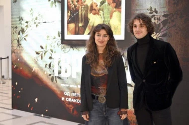 Kako je serija "Tvrđava" promenila život Darije Vučko i Ognjena Mićanovića: Da li je ljubav jača od rata? (GALERIJA)