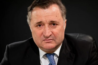 INTERPOL IZDAO MEĐUNARODNU POTERNICU ZA BIVŠIM PREMIJEROM MOLDAVIJE! Izveo neverovatnu prevaru!