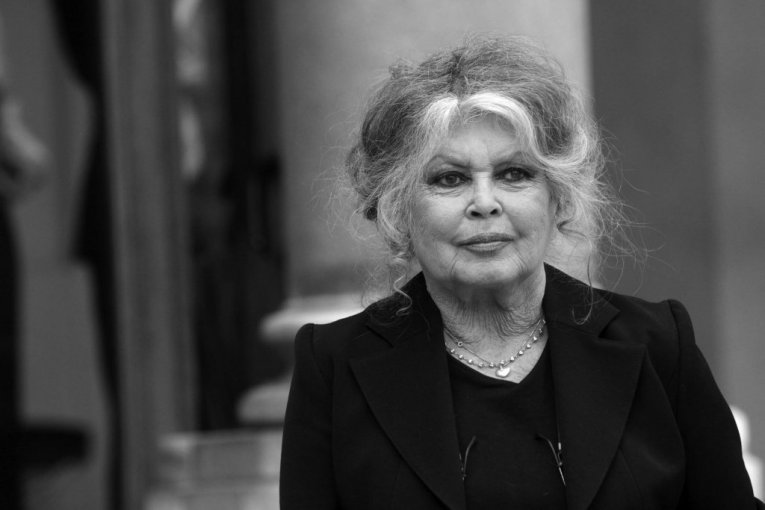 Bridžit Bardo urmla