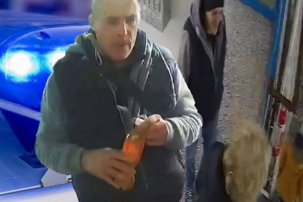 JEZIVO DA NE MOŽE JEZIVIJE: Niko nije primetio šta je Tihomir učinio pre nego što je izvadio NOŽ! SNIMAK SVE OTKRIVA! (VIDEO)