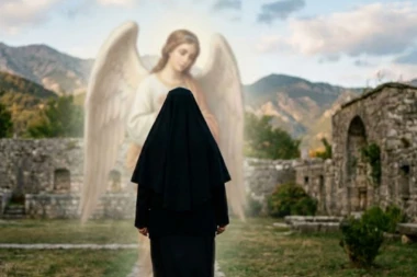 OVIM NAJVIŠE POVREĐUJEMO SVOG ANĐELA ČUVARA I UDALJAVAMO GA OD SEBE! Monahinja Nadežda objasnila kako da su mu se obraćamo i šta sve za nas može uraditi