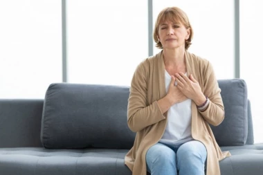 TIHI UBICA bez jasnih simptoma: 7 znakova nikako ne smete ignorisati - to znači da vam preti moždani ili srčani udar!