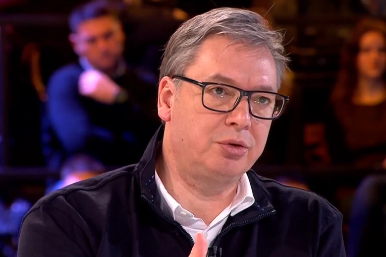 "REZULTATI SU TAKVI DA JE NESUMNJIVO SRPSKA LISTA POBEDILA U SRPSKIM SREDINAMA!" Vučić o izborima na Kosovu i Metohiji: ČESTITAM NAŠEM NARODU, 10 PREMA NULA ZA NAS!