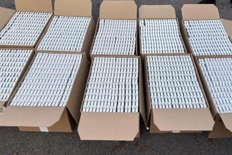 SKORO 100.000 TABLETA SAKRIVAO U ŠKODI! Policija u Subotici uhapsila muškarca (40)! (FOTO)