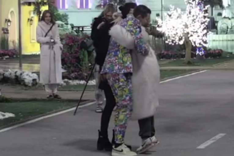 Aneli Ahmić i Nerio Ružanji se grle