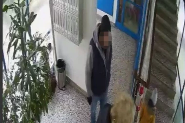 OVO JE MUŠKARAC KOJI JE NAPAO BAKU SA DETETOM NA NOVOM BEOGRADU! Policija traga za napadačem! (FOTO, VIDEO)