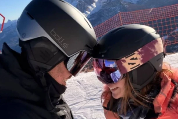 KEBIN SIN SA DEVOJKOM NA ZIMOVANJU: Igor zaboravio BIVŠU, pogledajte novu lepoticu!