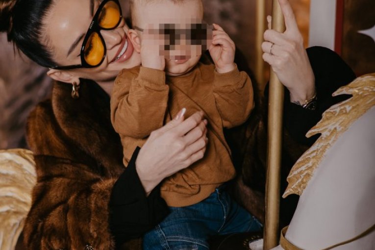 Katarina Živković sa sinom Stefanom