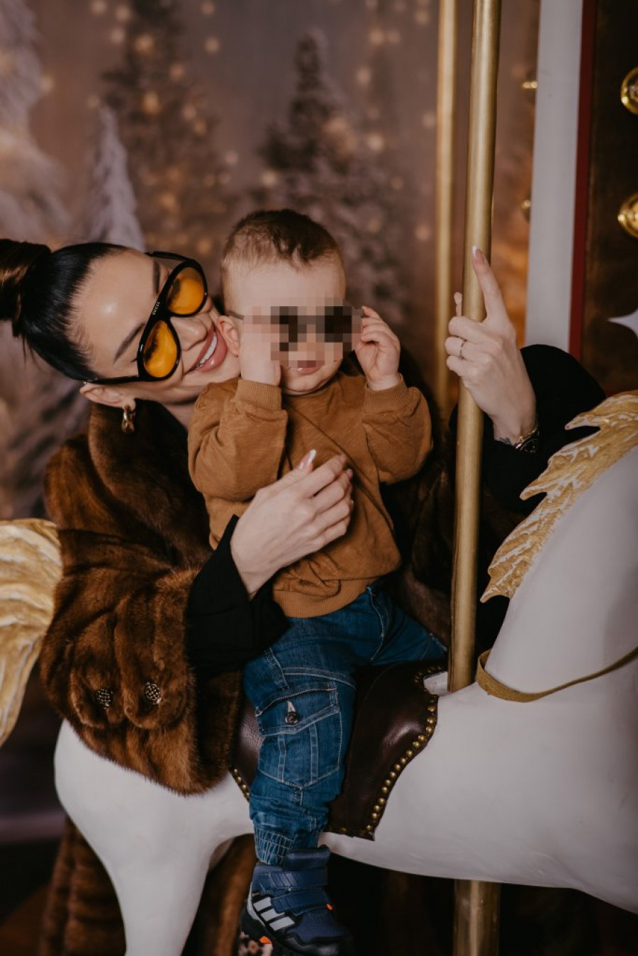 "NAJSKUPLJE STVARI NE MOGU DA KUPIM NOVCEM" Kaća Živković ogolila dušu o PORODICI, poslednji put ZAKUCALA o Kiji Kockar: Ja sam srećna žena (VIDEO)