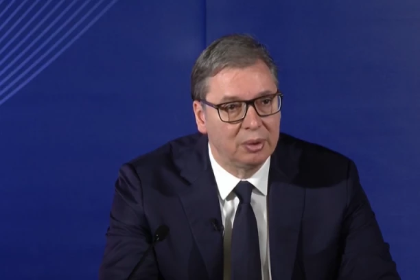 "POZIVAM SVE DA RADIMO ZAJEDNO I DA SE BORIMO ZA SRBIJU!" Vučić uputio jaku poruku naciji: "DA NAM 2026. BUDE NAJBOLJA U ISTORIJI"! (VIDEO)