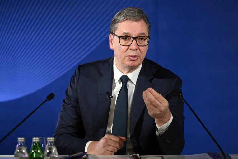 "ULAGANJA U ZDRAVSTVO DOSTIŽU NEVEROVATNIH 5 MILIJARDI EVRA!" Vučić na godišnjoj konferenciji: Gradimo bolnice i domove zdravlja kakve svet nije video!